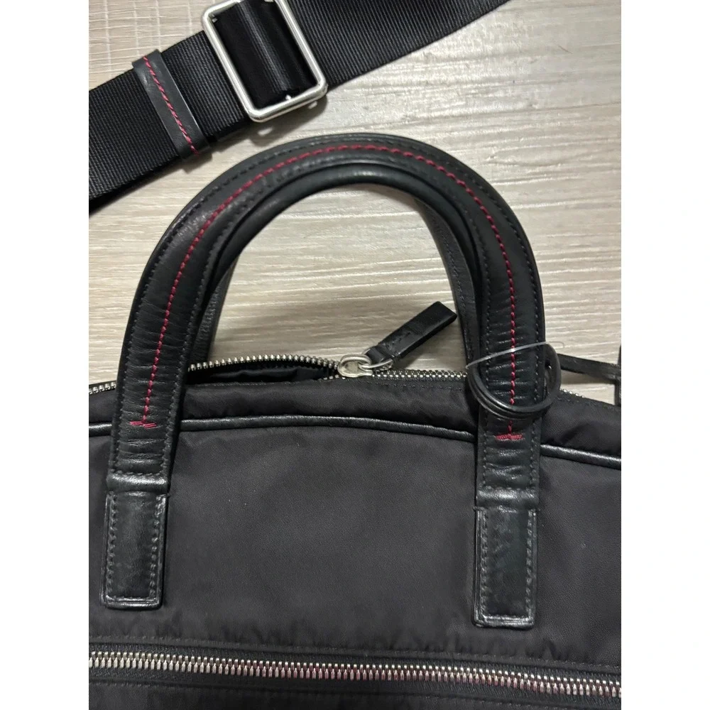 Tumi Black Ballistic Nylon Leather Trim Briefcase Messenger Bag Red Stitching
